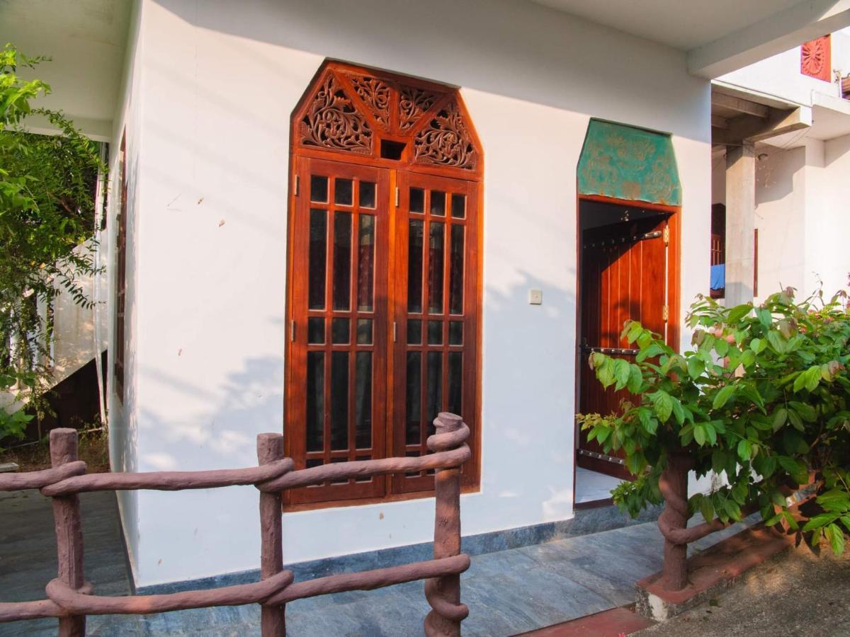 Surfing Guest House Матара Екстер'єр фото