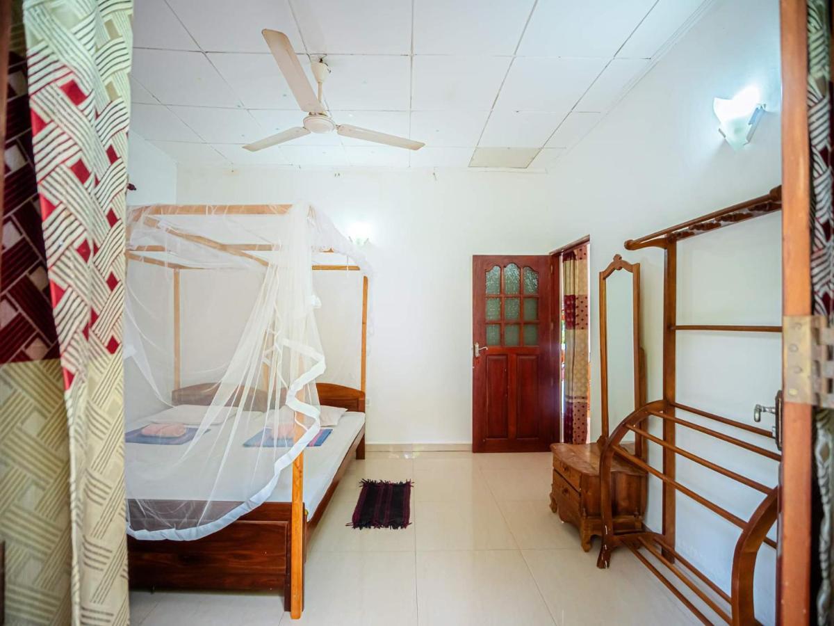 Surfing Guest House Матара Екстер'єр фото