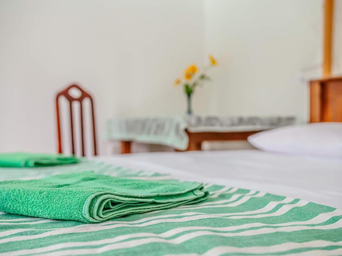 Surfing Guest House Матара Екстер'єр фото