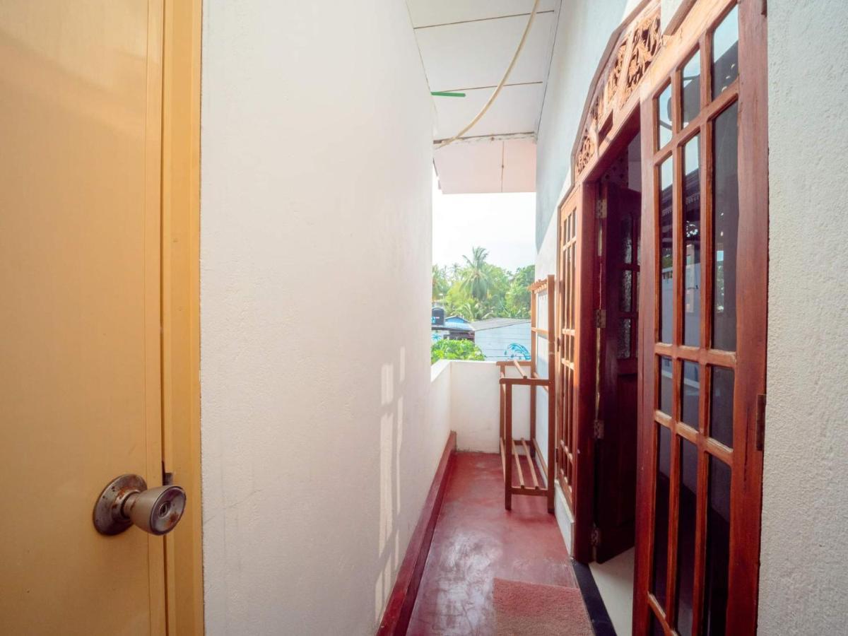 Surfing Guest House Матара Екстер'єр фото